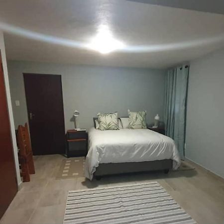 Goggas Nest Bnb & Restaurant Matsapha Ngoại thất bức ảnh