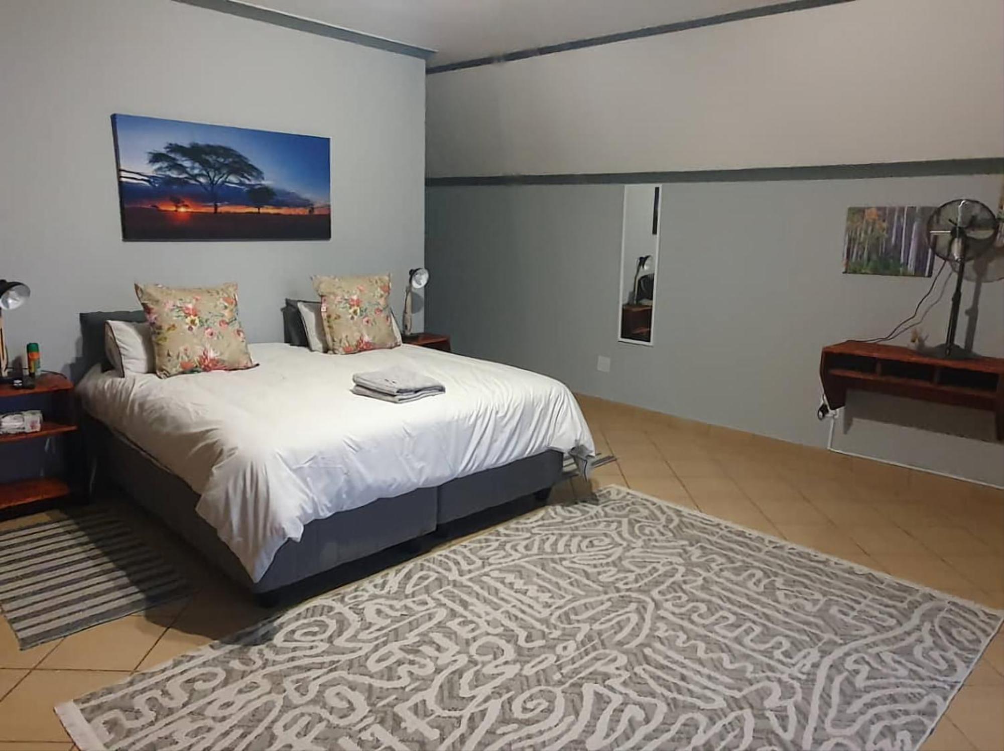 Goggas Nest Bnb & Restaurant Matsapha Ngoại thất bức ảnh